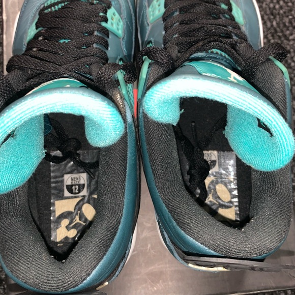 Air Jordan 4 Retro 30th Teal/Black Sneakers 12US - Picture 8 of 9